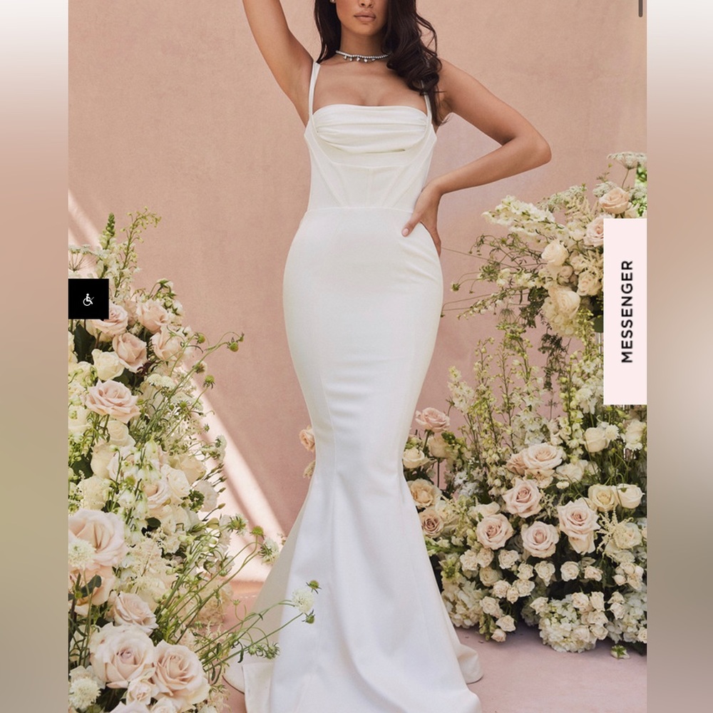 New Never Worn Wedding Dress